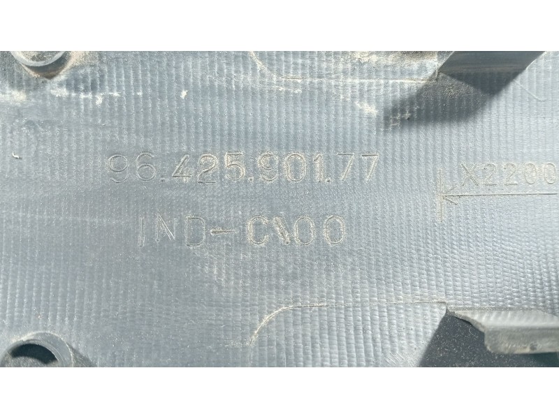 Recambio de moldura para citroën xsara picasso (n68) 2.0 hdi referencia OEM IAM   