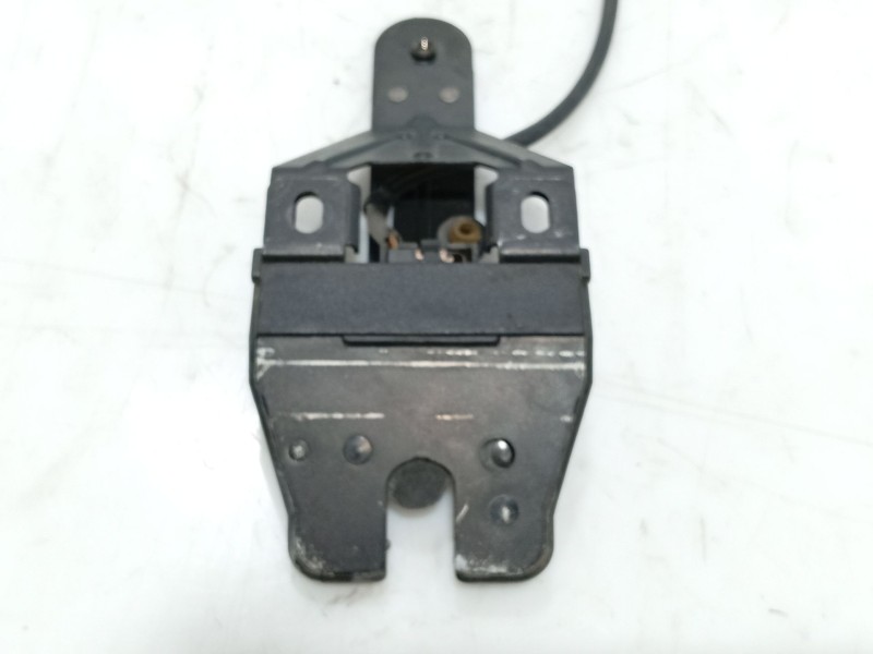 Recambio de cerradura maletero / porton para bmw 7 (e38) 730 d referencia OEM IAM   