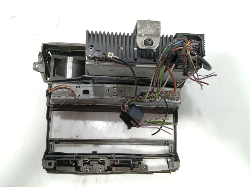 Recambio de sistema audio / radio cd para bmw 7 (e38) 730 d referencia OEM IAM   