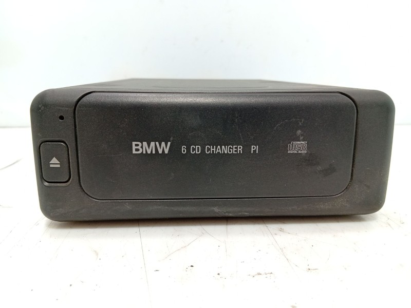 Recambio de sistema audio / radio cd para bmw 7 (e38) 730 d referencia OEM IAM   