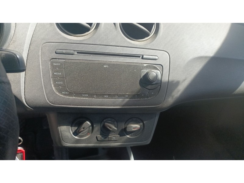 Recambio de salpicadero para seat ibiza iv sc (6j1, 6p5) 1.4 tdi referencia OEM IAM   