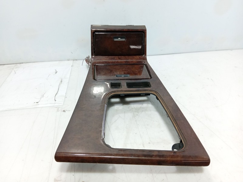 Recambio de moldura para bmw 7 (e38) 730 d referencia OEM IAM   
