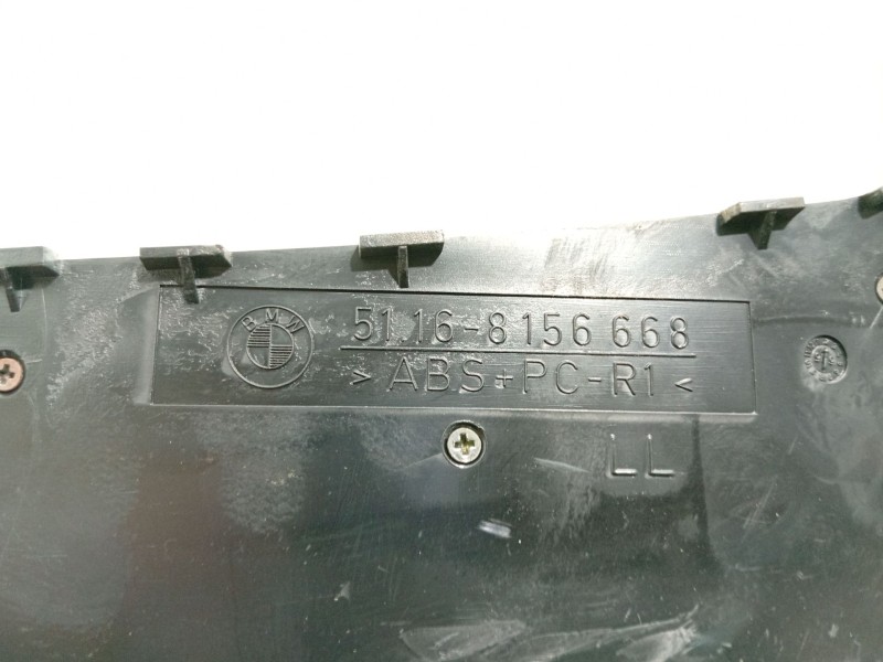 Recambio de moldura para bmw 7 (e38) 730 d referencia OEM IAM   