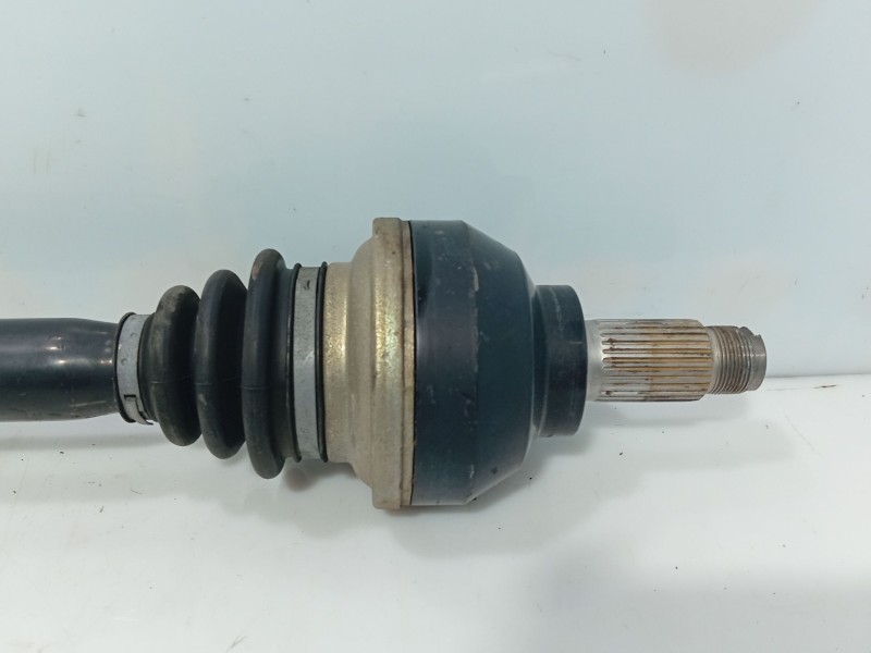 Recambio de transmision trasera derecha para bmw 7 (e38) 730 d referencia OEM IAM 34521182077  