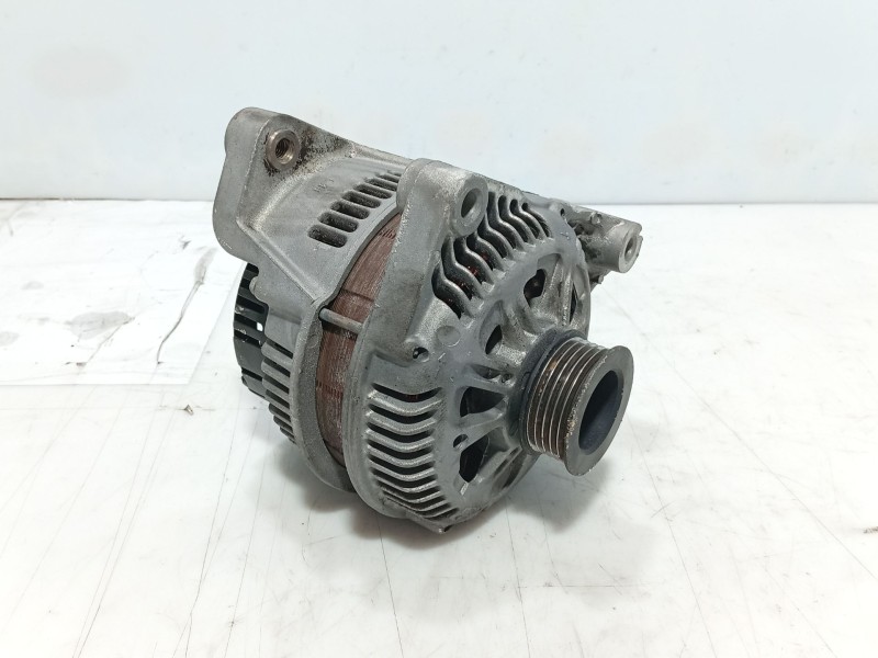 Recambio de alternador para bmw 7 (e38) 730 d referencia OEM IAM   