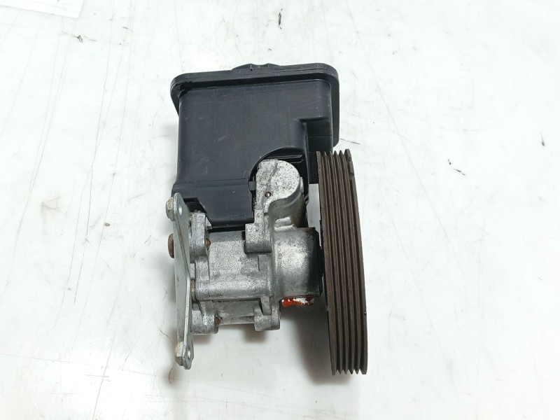 Recambio de bomba direccion para bmw 7 (e38) 730 d referencia OEM IAM 32411092015  
