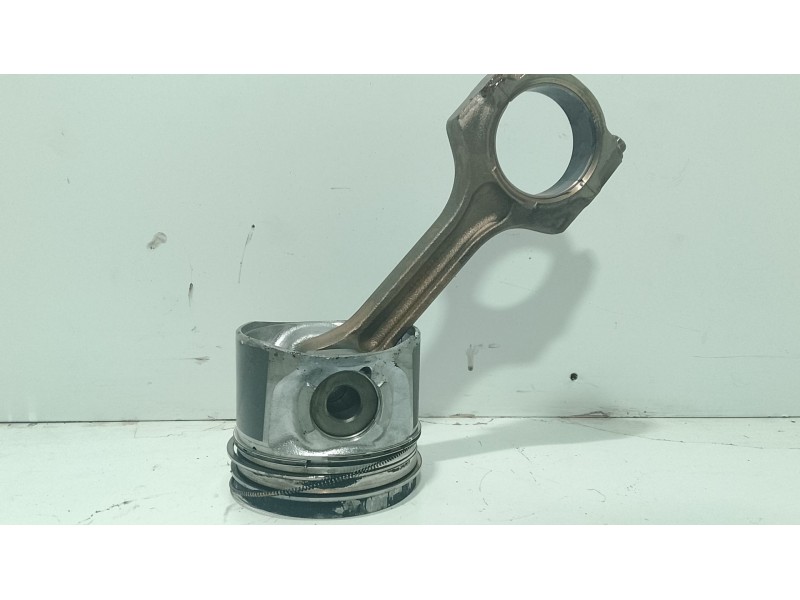 Recambio de piston para honda fr-v (be) 2.2 i ctdi (be5) referencia OEM IAM   