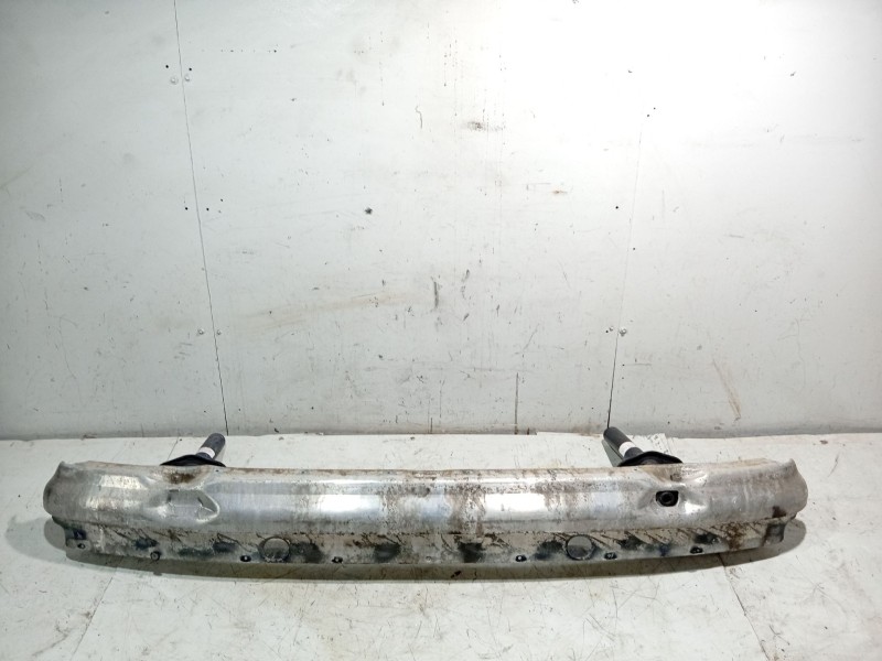 Recambio de refuerzo paragolpes delantero para bmw 7 (e38) 730 d referencia OEM IAM   