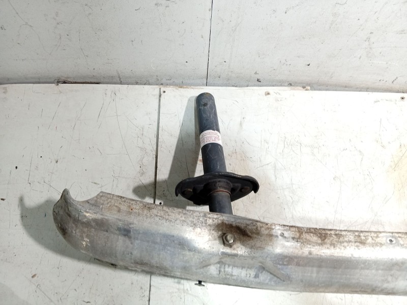 Recambio de refuerzo paragolpes delantero para bmw 7 (e38) 730 d referencia OEM IAM   