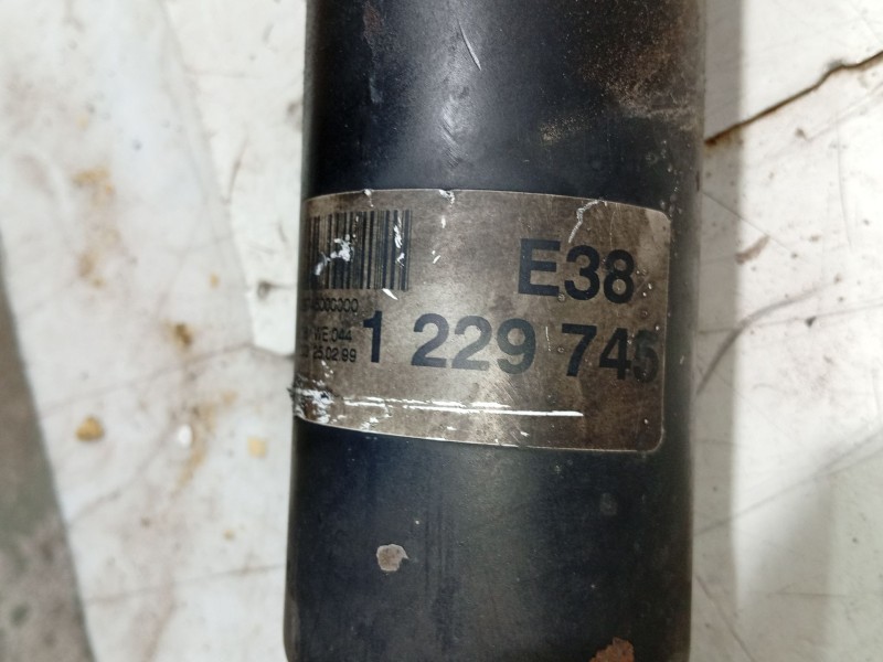 Recambio de cardan trasero para bmw 7 (e38) 730 d referencia OEM IAM 26101229745  