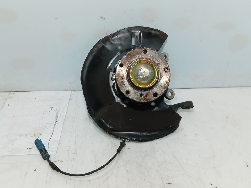 Recambio de mangueta delantera derecha para bmw 7 (e38) 730 d referencia OEM IAM 31211142086  