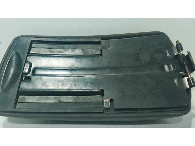 Recambio de apoyabrazos central para citroën c4 coupé (la_) 1.6 hdi referencia OEM IAM   