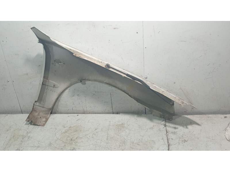Recambio de aleta delantera izquierda para hyundai accent ii sedán (lc) 1.3 referencia OEM IAM   