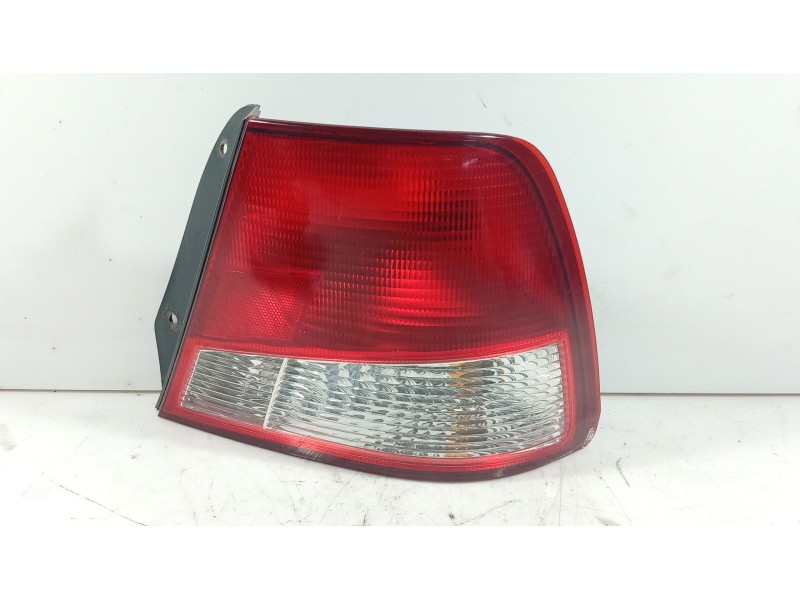 Recambio de piloto trasero derecho para hyundai accent ii sedán (lc) 1.3 referencia OEM IAM   