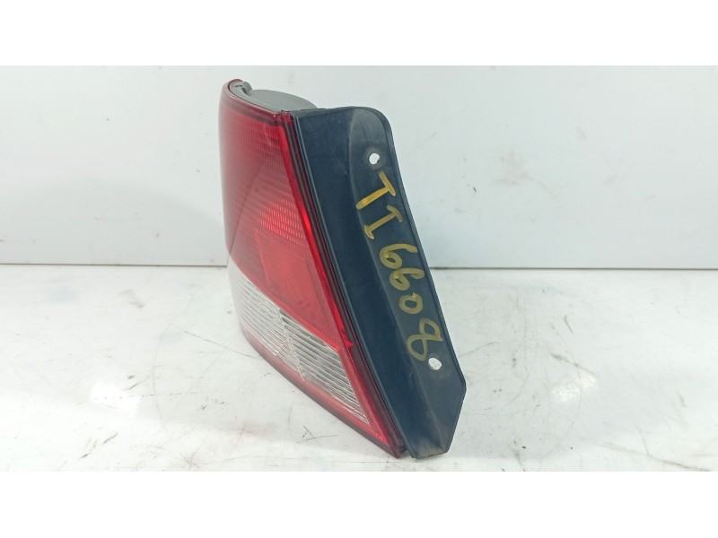 Recambio de piloto trasero izquierdo para hyundai accent ii sedán (lc) 1.3 referencia OEM IAM   
