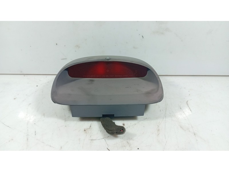 Recambio de piloto trasero central para hyundai accent ii sedán (lc) 1.3 referencia OEM IAM   