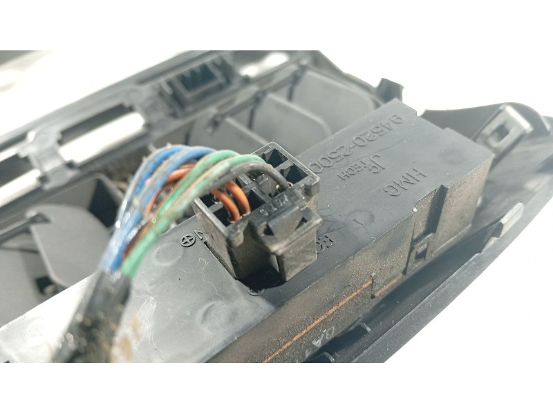 Recambio de aireador central para hyundai accent ii sedán (lc) 1.3 referencia OEM IAM   