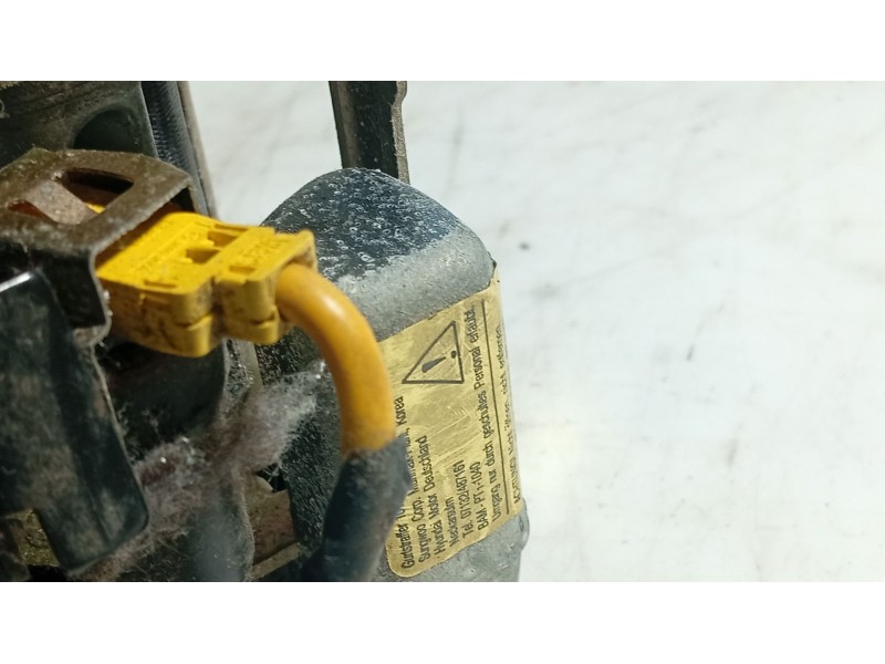 Recambio de cinturon seguridad delantero izquierdo para hyundai accent ii sedán (lc) 1.3 referencia OEM IAM   