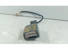 Recambio de anclaje cinturon delantero izquierdo para hyundai accent ii sedán (lc) 1.3 referencia OEM IAM    2