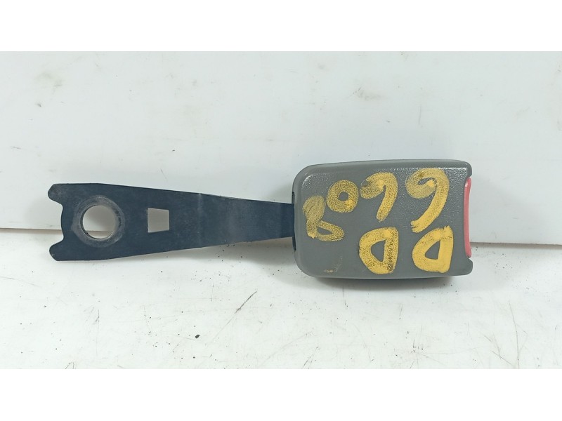 Recambio de anclaje cinturon delantero derecho para hyundai accent ii sedán (lc) 1.3 referencia OEM IAM   