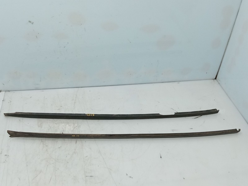 Recambio de moldura para volkswagen tiguan (5n_) 2.0 tdi referencia OEM IAM   