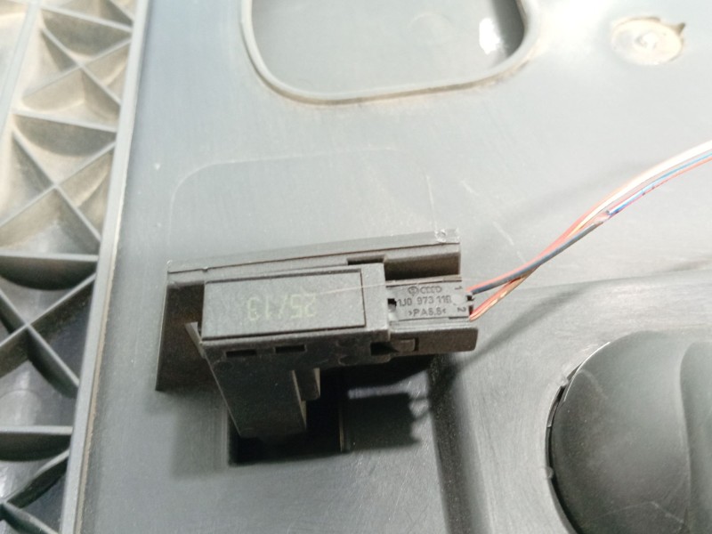 Recambio de guantera para volkswagen tiguan (5n_) 2.0 tdi referencia OEM IAM   