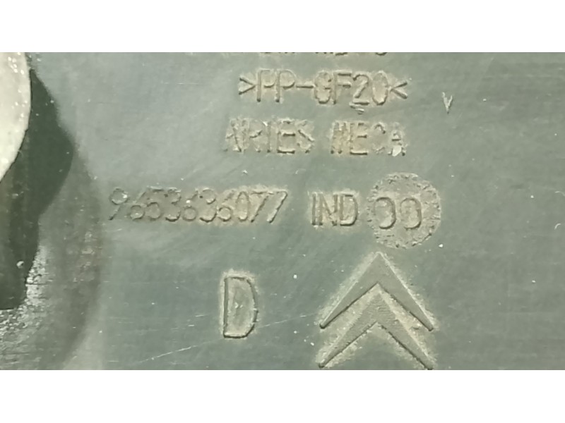 Recambio de moldura para citroën c4 coupé (la_) 1.6 hdi referencia OEM IAM   