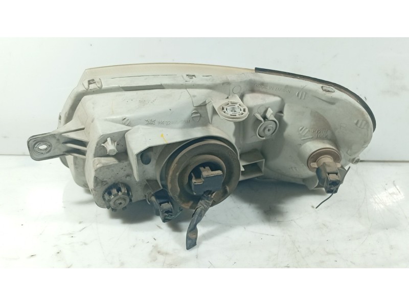 Recambio de faro derecho para hyundai accent ii sedán (lc) 1.3 referencia OEM IAM   