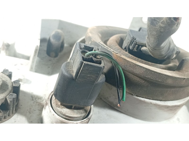Recambio de faro derecho para hyundai accent ii sedán (lc) 1.3 referencia OEM IAM   