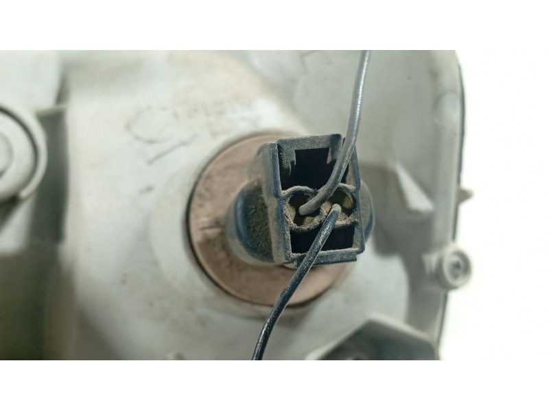 Recambio de faro derecho para hyundai accent ii sedán (lc) 1.3 referencia OEM IAM   
