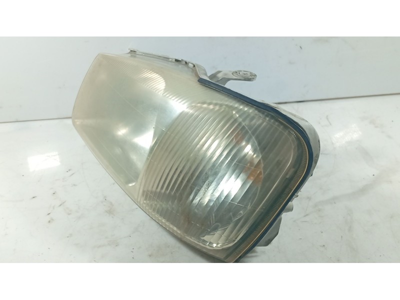 Recambio de faro izquierdo para hyundai accent ii sedán (lc) 1.3 referencia OEM IAM   