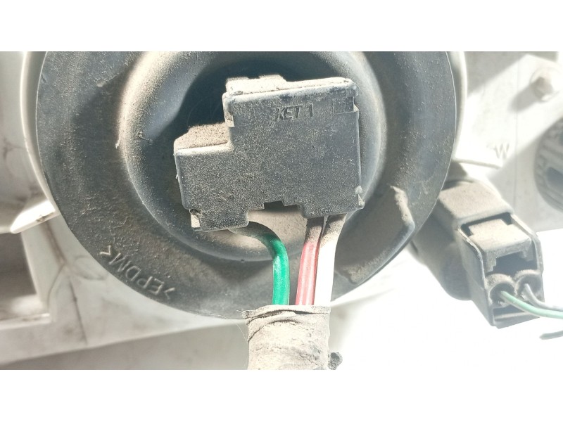 Recambio de faro izquierdo para hyundai accent ii sedán (lc) 1.3 referencia OEM IAM   