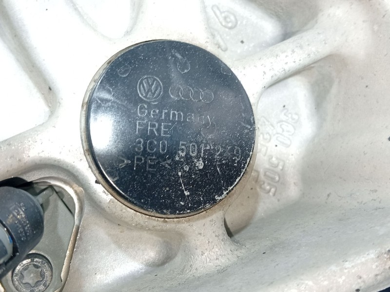 Recambio de mangueta trasera izquierda para volkswagen tiguan (5n_) 2.0 tdi referencia OEM IAM   