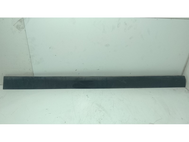Recambio de moldura para citroën c4 coupé (la_) 1.6 hdi referencia OEM IAM   