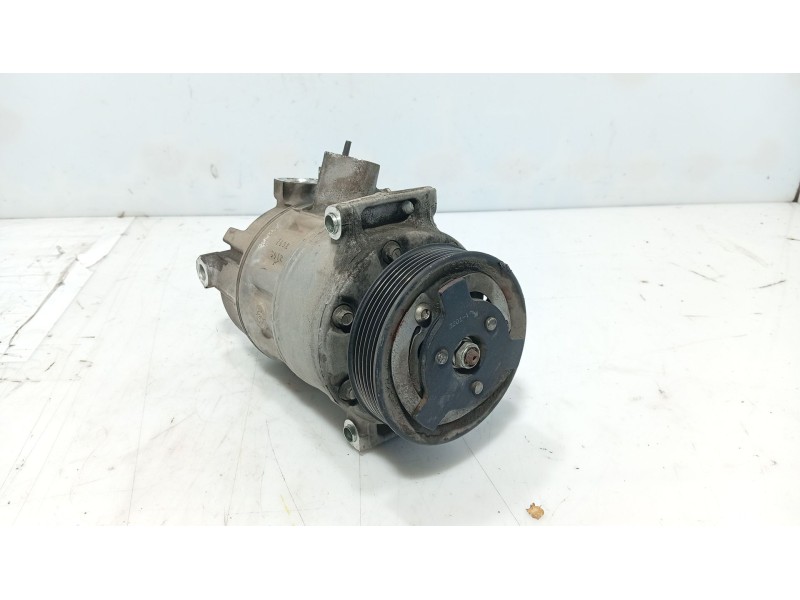 Recambio de compresor aire acondicionado para volkswagen tiguan (5n_) 2.0 tdi referencia OEM IAM   