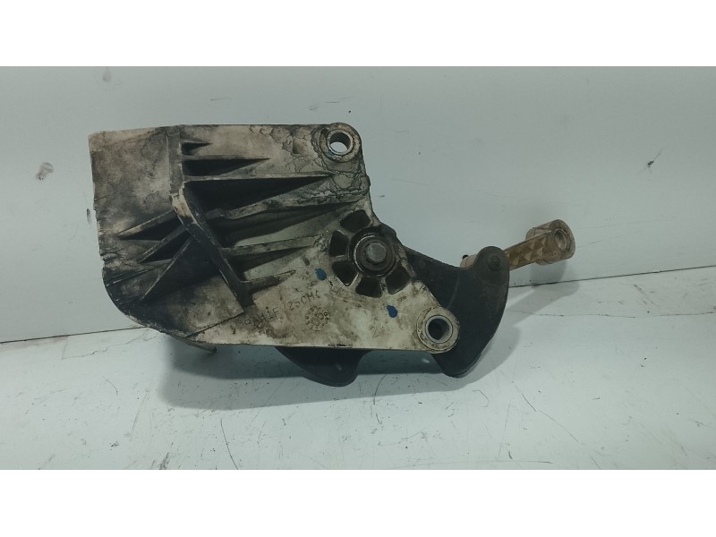 Recambio de soporte para citroën c4 coupé (la_) 1.6 hdi referencia OEM IAM   