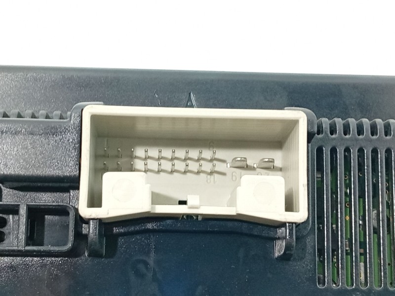 Recambio de mando climatizador para volkswagen tiguan (5n_) 2.0 tdi referencia OEM IAM   