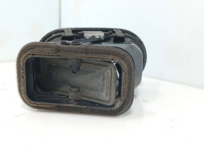 Recambio de aireador lateral derecho para volkswagen tiguan (5n_) 2.0 tdi referencia OEM IAM   