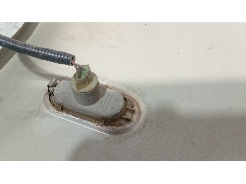 Recambio de aleta delantera izquierda para seat toledo ii (1m2) 1.6 16v referencia OEM IAM   