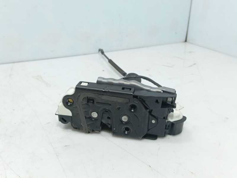 Recambio de cerradura puerta trasera derecha para volkswagen tiguan (5n_) 2.0 tdi referencia OEM IAM   