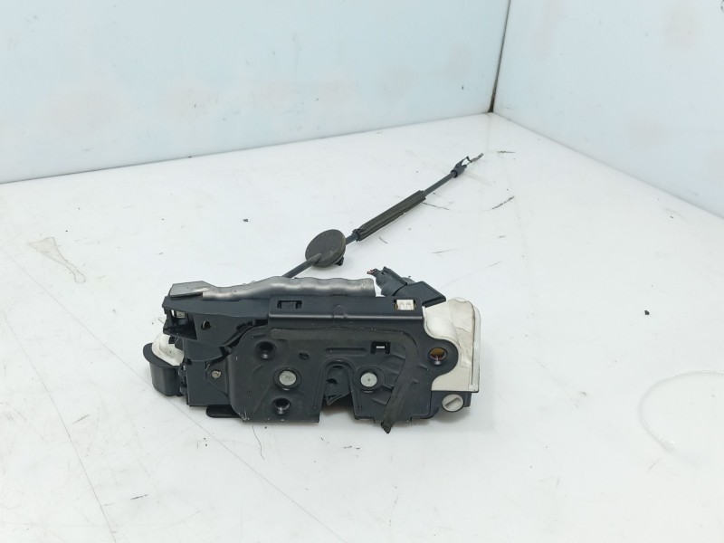 Recambio de cerradura puerta trasera izquierda para volkswagen tiguan (5n_) 2.0 tdi referencia OEM IAM   
