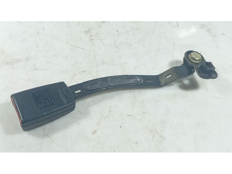 Recambio de anclaje cinturon trasero izquierdo para seat toledo ii (1m2) 1.6 16v referencia OEM IAM   