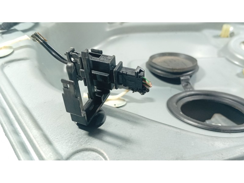 Recambio de elevalunas delantero derecho para seat toledo ii (1m2) 1.6 16v referencia OEM IAM   