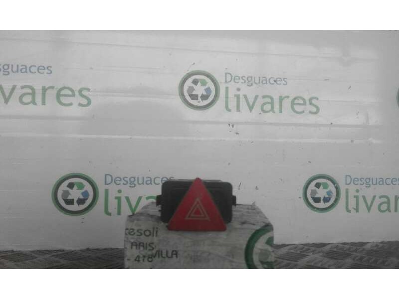 Recambio de warning para audi a3 (8l) 1.8 ambiente   |   09.96 - 12.03 | 1996 - 2003 | 125 cv / 92 kw referencia OEM IAM   