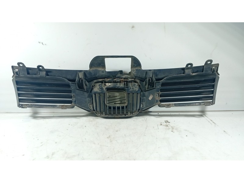 Recambio de moldura para seat toledo ii (1m2) 1.6 16v referencia OEM IAM   