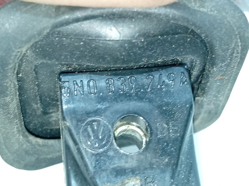 Recambio de retenedor puerta para volkswagen tiguan (5n_) 2.0 tdi referencia OEM IAM   