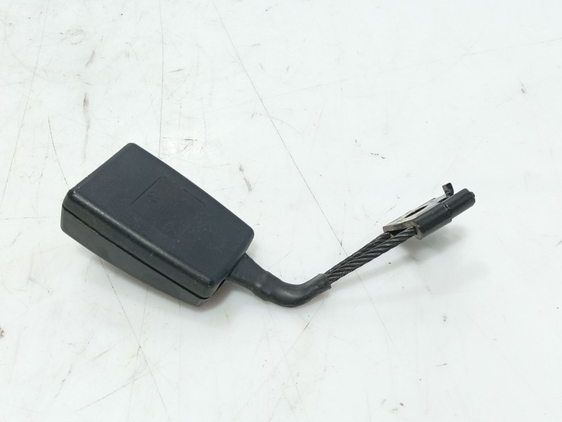 Recambio de anclaje cinturon trasero central para volkswagen tiguan (5n_) 2.0 tdi referencia OEM IAM   