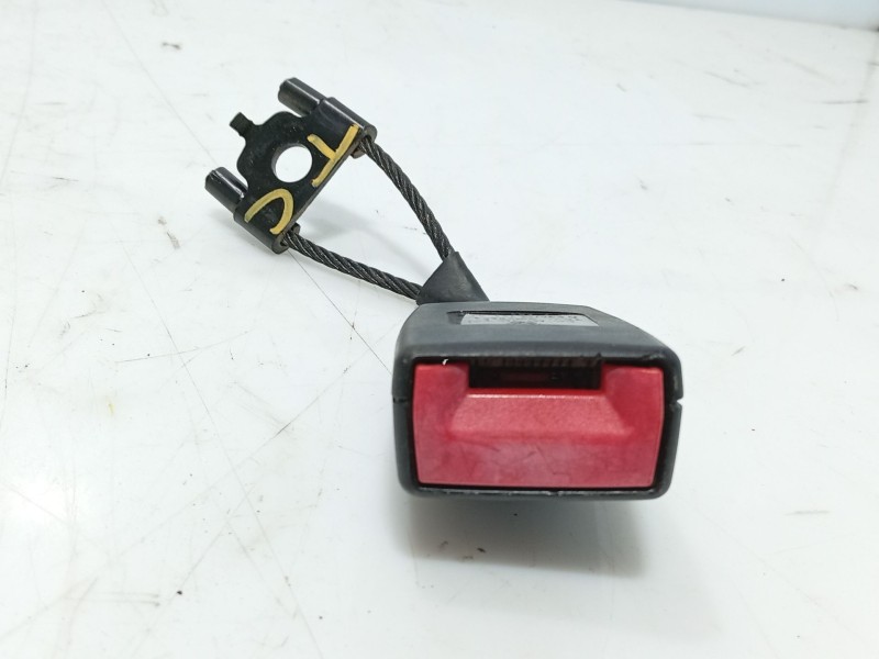 Recambio de anclaje cinturon trasero central para volkswagen tiguan (5n_) 2.0 tdi referencia OEM IAM   