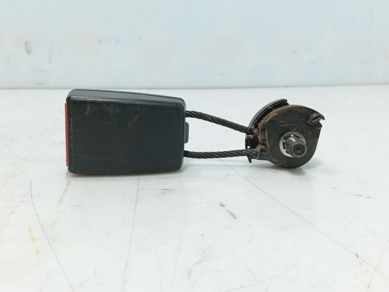 Recambio de anclaje cinturon trasero derecho para volkswagen tiguan (5n_) 2.0 tdi referencia OEM IAM   