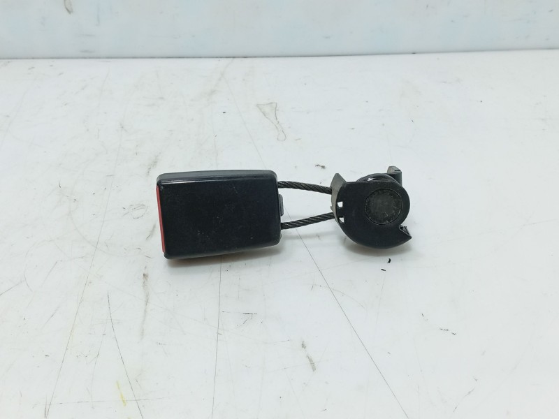 Recambio de anclaje cinturon trasero izquierdo para volkswagen tiguan (5n_) 2.0 tdi referencia OEM IAM   